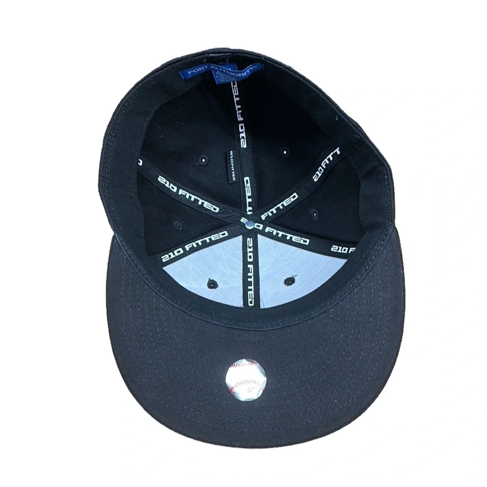 Miami Florida Marlins 210 Fitted Black Blue Red Embroidered Cap Hat Size L/XL